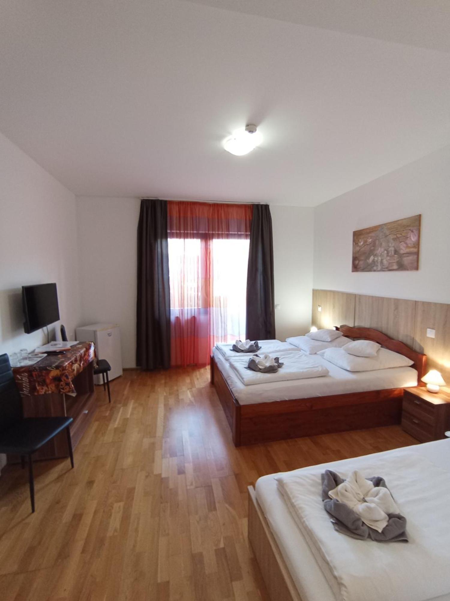 Margareta Apartman Es Ueduelohaz Богач Екстер'єр фото