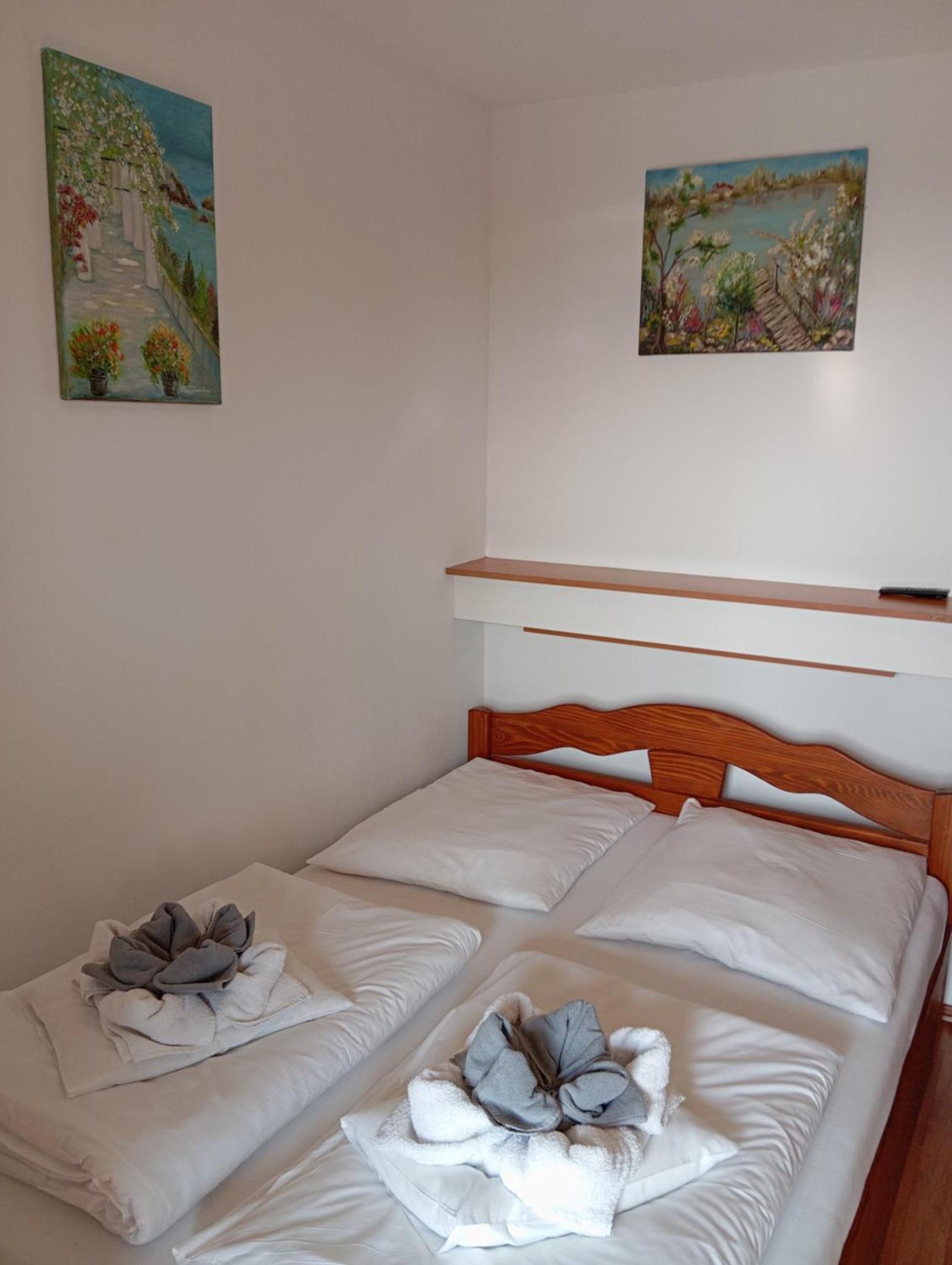 Margareta Apartman Es Ueduelohaz Богач Екстер'єр фото